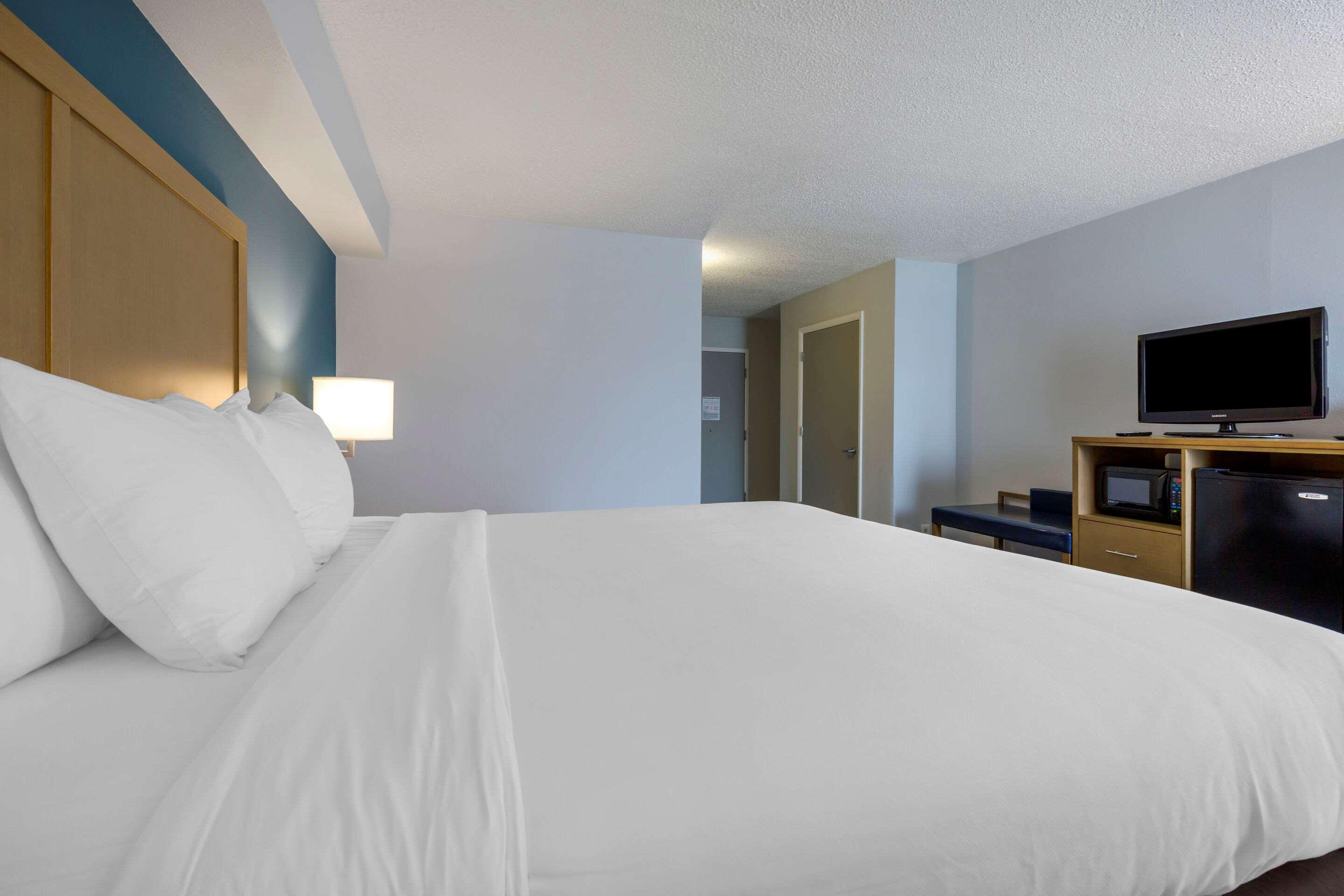 Comfort Inn & Suites Alexandria West Zewnętrze zdjęcie